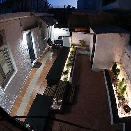 Вілла Detached House 1Km From Acropolis Filopappou Афіни Екстер'єр фото